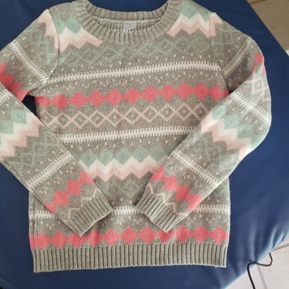 EUC Carters Girls Sweater - Size 7